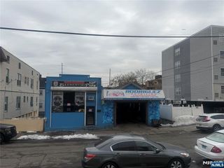 5-7 8th Avenue, Passaic, NJ 07055