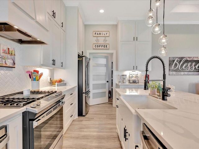 463 C C Road, Diboll, TX 75941