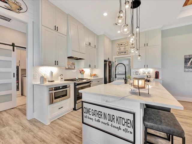 463 C C Road, Diboll, TX 75941