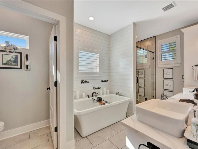 463 C C Road, Diboll, TX 75941