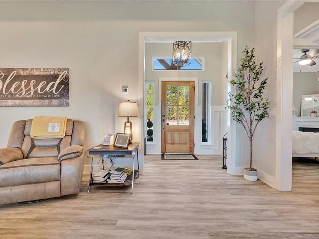 463 C C Road, Diboll, TX 75941