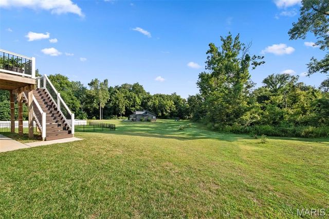 2343 Lakeshore Drive, Columbia, IL 62236