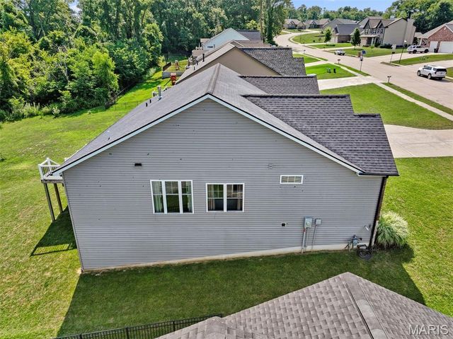 2343 Lakeshore Drive, Columbia, IL 62236