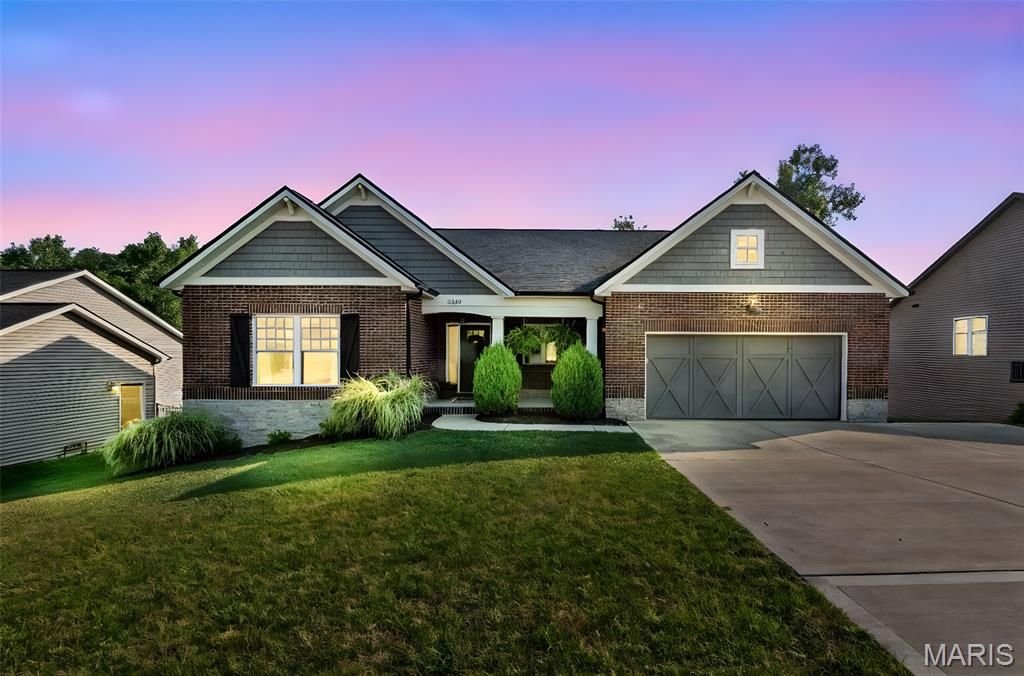 2343 Lakeshore Drive, Columbia, IL 62236