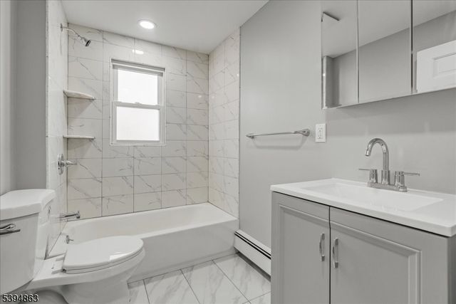 7 Flanders Rd, Mount Olive Twp., NJ 07828