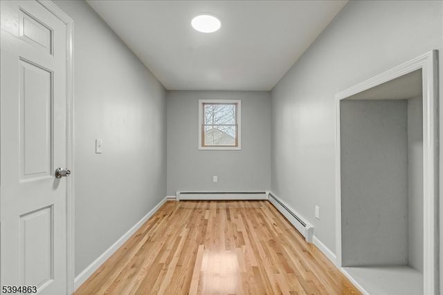 7 Flanders Rd, Mount Olive Twp., NJ 07828