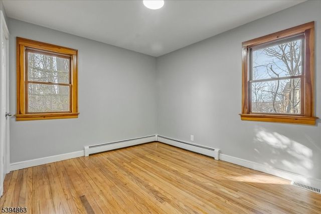 7 Flanders Rd, Mount Olive Twp., NJ 07828