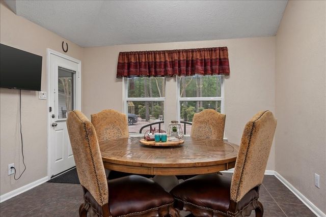 9536 County Road 208, Navasota, TX 77868