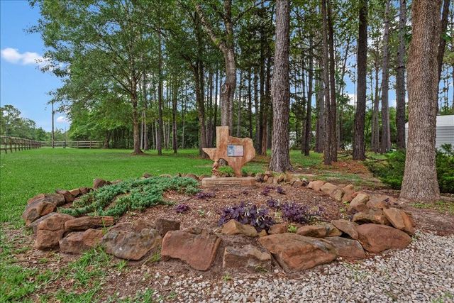 9536 County Road 208, Navasota, TX 77868