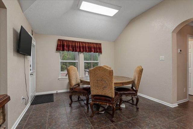 9536 County Road 208, Navasota, TX 77868