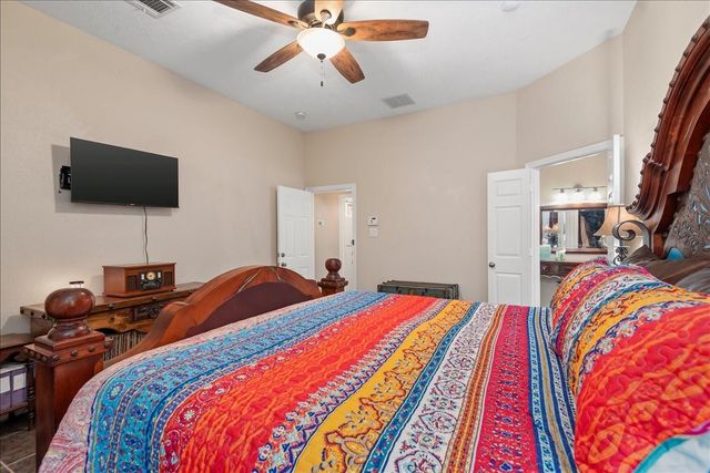 9536 County Road 208, Navasota, TX 77868
