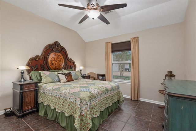 9536 County Road 208, Navasota, TX 77868