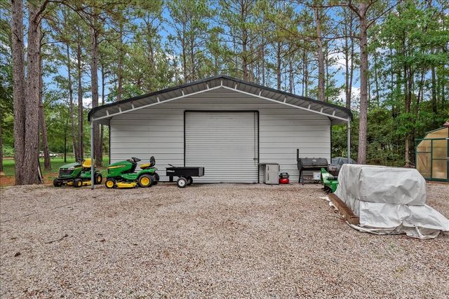 9536 County Road 208, Navasota, TX 77868