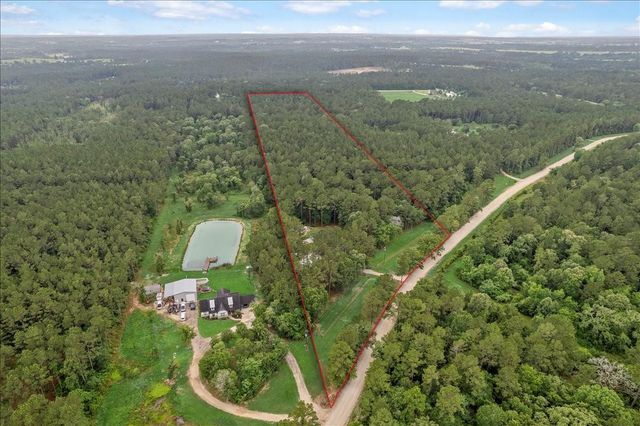 9536 County Road 208, Navasota, TX 77868
