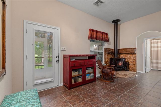 9536 County Road 208, Navasota, TX 77868