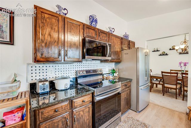 3433 Oak Creek Drive, Colorado Springs, CO 80906
