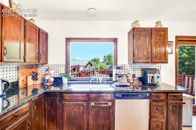 3433 Oak Creek Drive, Colorado Springs, CO 80906