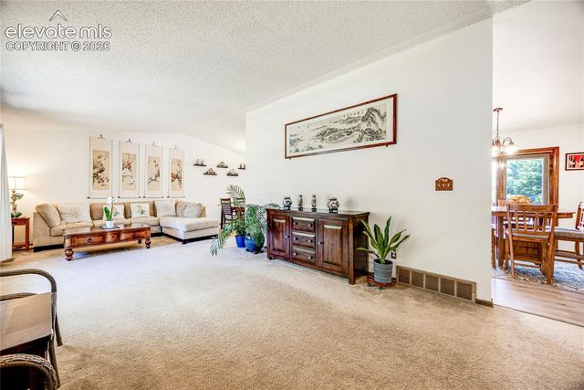 3433 Oak Creek Drive, Colorado Springs, CO 80906
