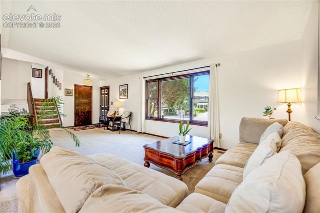 3433 Oak Creek Drive, Colorado Springs, CO 80906