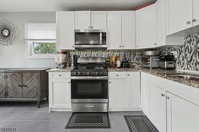 509 Church Pl, Plainfield City, NJ 07063