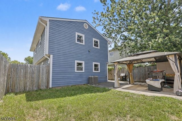 509 Church Pl, Plainfield City, NJ 07063