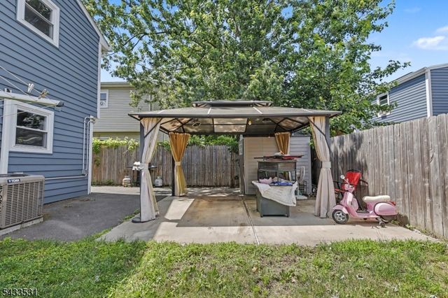 509 Church Pl, Plainfield City, NJ 07063