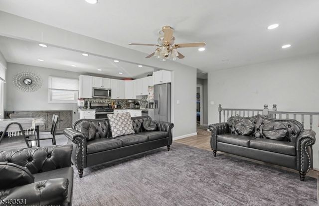 509 Church Pl, Plainfield City, NJ 07063
