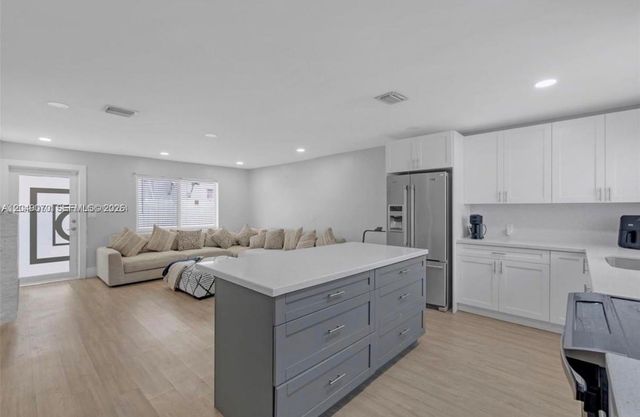 329 W 18th Street, Hialeah, FL 33010