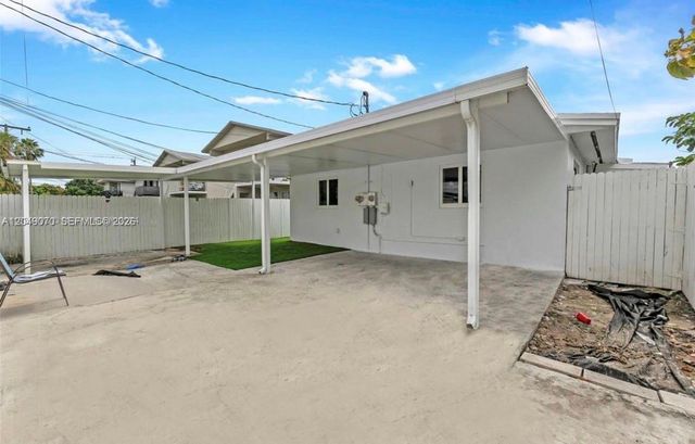 329 W 18th Street, Hialeah, FL 33010