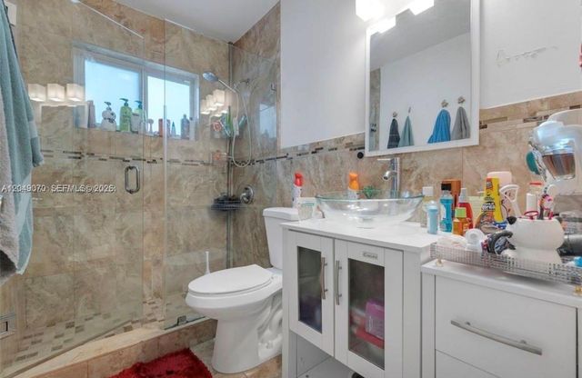 329 W 18th Street, Hialeah, FL 33010