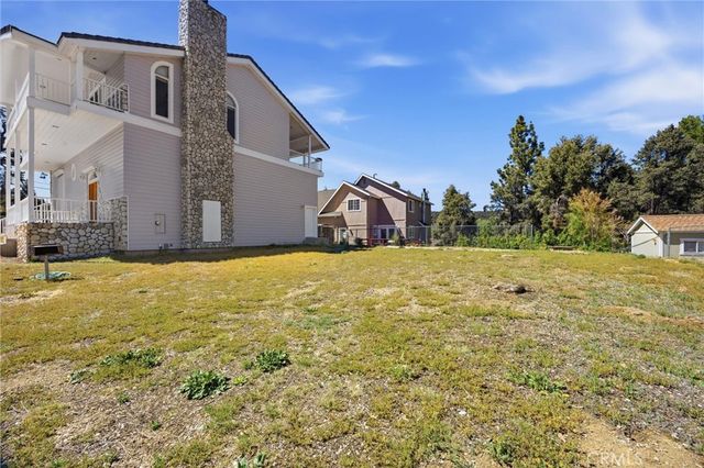 8905 Deer Trail, Frazier Park, CA 93225