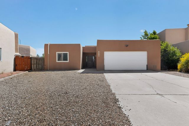 4018 Painted Pony Circle, Santa Fe, NM 87507