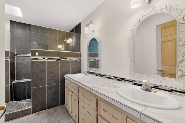 4018 Painted Pony Circle, Santa Fe, NM 87507