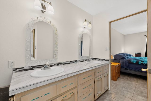 4018 Painted Pony Circle, Santa Fe, NM 87507