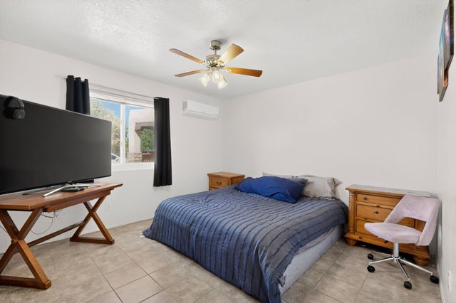 4018 Painted Pony Circle, Santa Fe, NM 87507