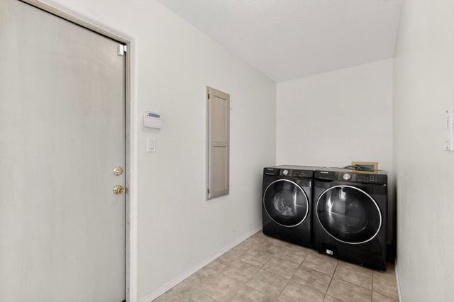4018 Painted Pony Circle, Santa Fe, NM 87507