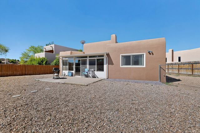 4018 Painted Pony Circle, Santa Fe, NM 87507