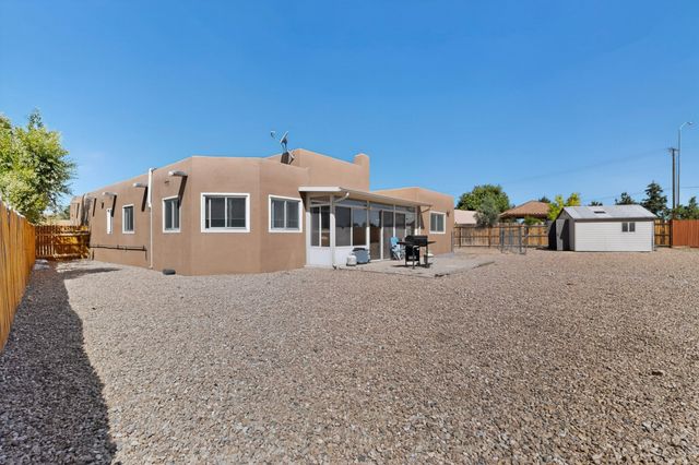 4018 Painted Pony Circle, Santa Fe, NM 87507