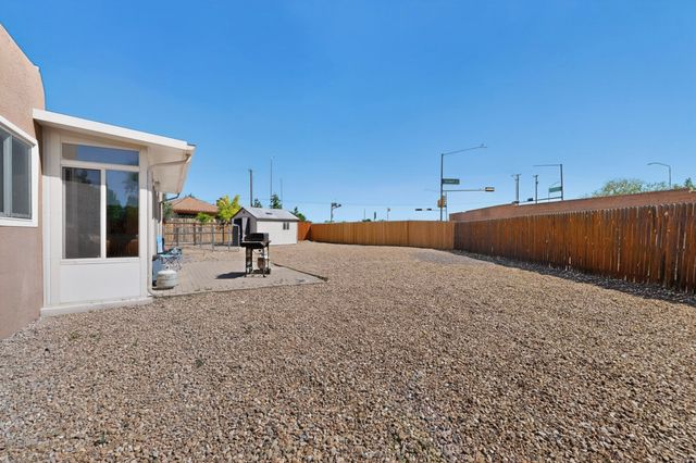 4018 Painted Pony Circle, Santa Fe, NM 87507