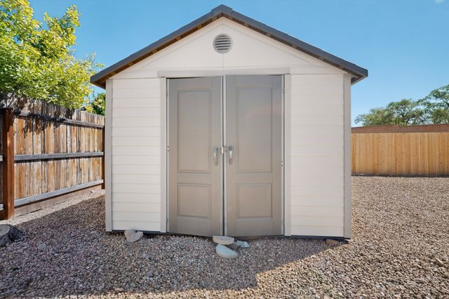 4018 Painted Pony Circle, Santa Fe, NM 87507