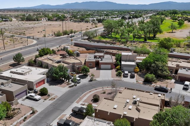 4018 Painted Pony Circle, Santa Fe, NM 87507