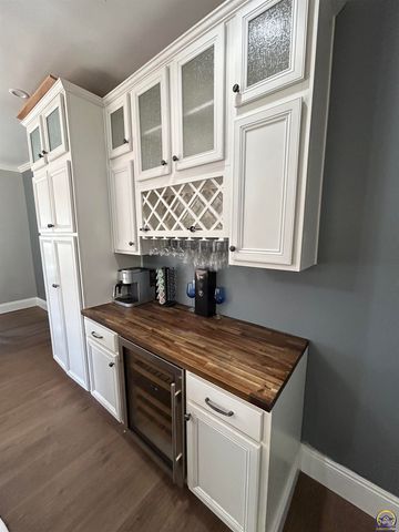 1214 Rural St, Emporia, KS 66801