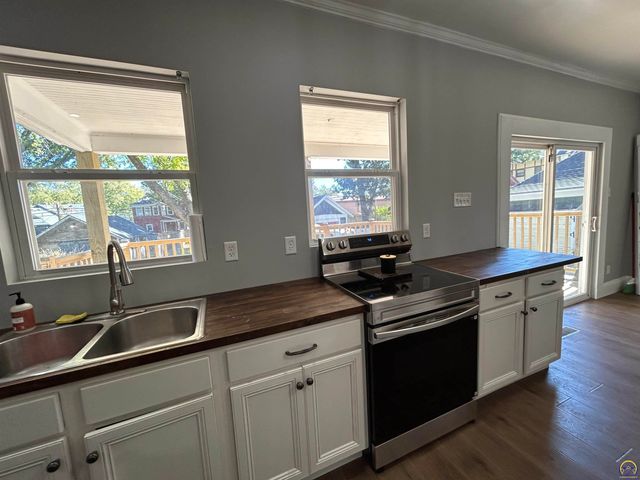 1214 Rural St, Emporia, KS 66801