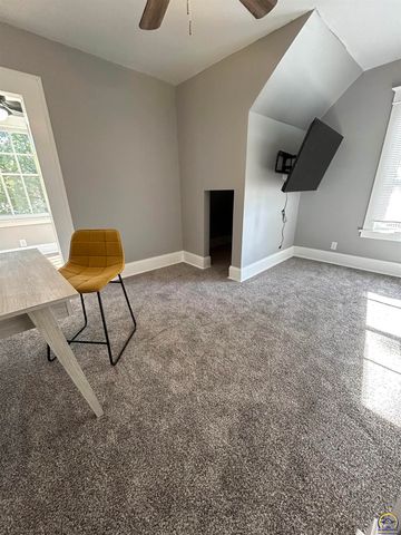 1214 Rural St, Emporia, KS 66801