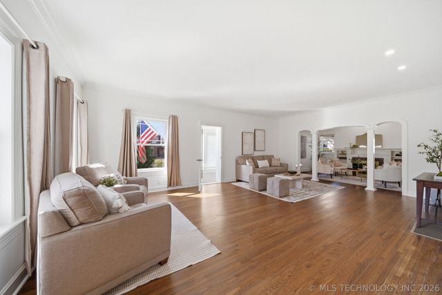 2514 Terwilleger Boulevard, Tulsa, OK 74114