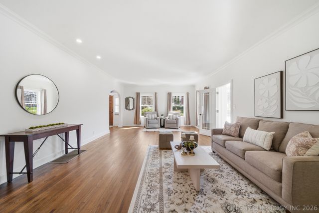 2514 Terwilleger Boulevard, Tulsa, OK 74114