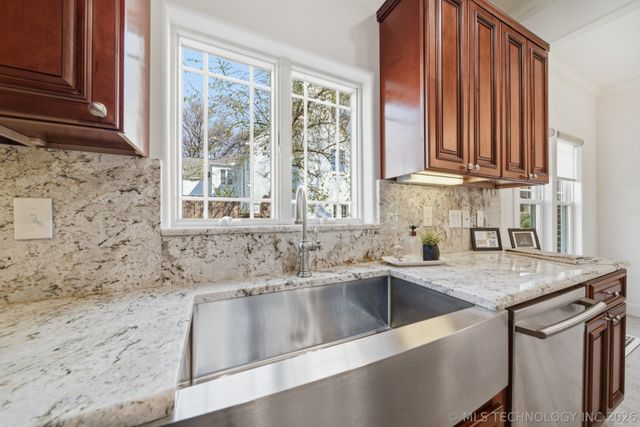 2514 Terwilleger Boulevard, Tulsa, OK 74114