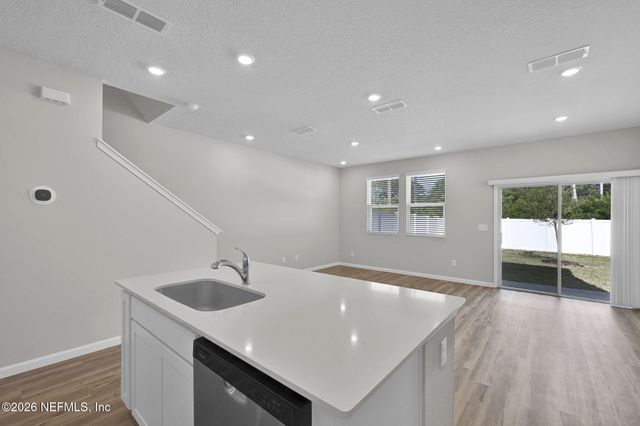14522 MACADAMIA Lane, Jacksonville, FL 32218