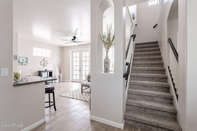 445 W MOUNTAIN SAGE Drive, Phoenix, AZ 85045