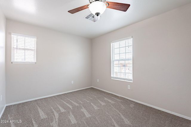 445 W MOUNTAIN SAGE Drive, Phoenix, AZ 85045